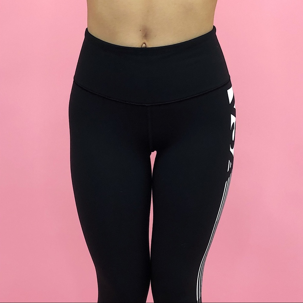 VS Sport Cropped Leggings